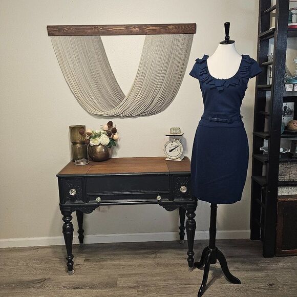 Taylor Navy Belted Dress Sz 8 - Picture 1 of 4
